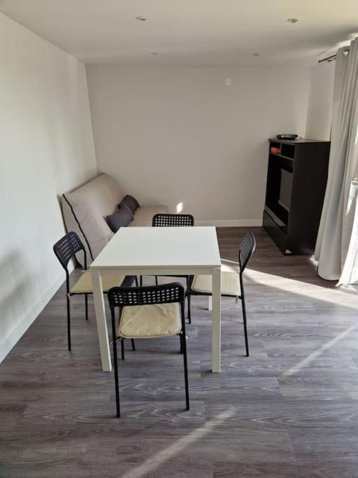 Appartement 2 Pieces Renove Avec Acces Piscine Peymeinade Экстерьер фото